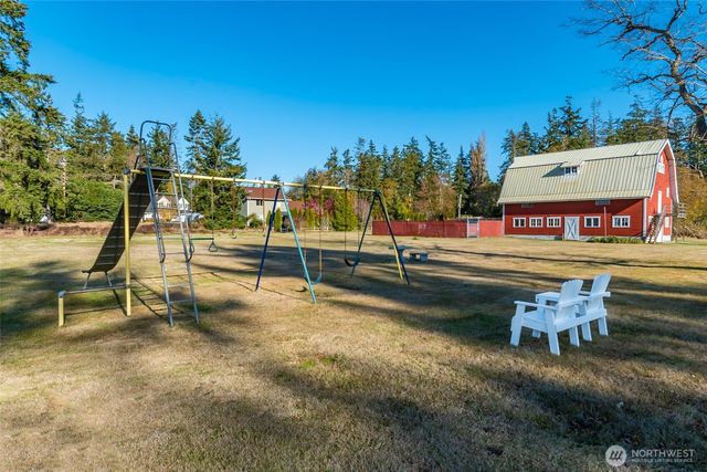 1992 Virginia Avenue, Coupeville, WA 98239