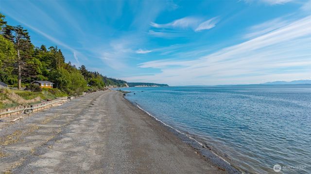 1992 Virginia Avenue, Coupeville, WA 98239