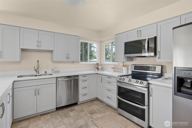 1992 Virginia Avenue, Coupeville, WA 98239