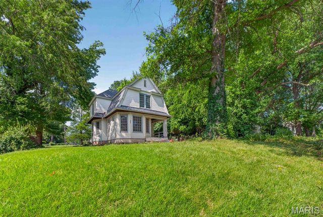 345 Tiffin Avenue, Ferguson, MO 63135