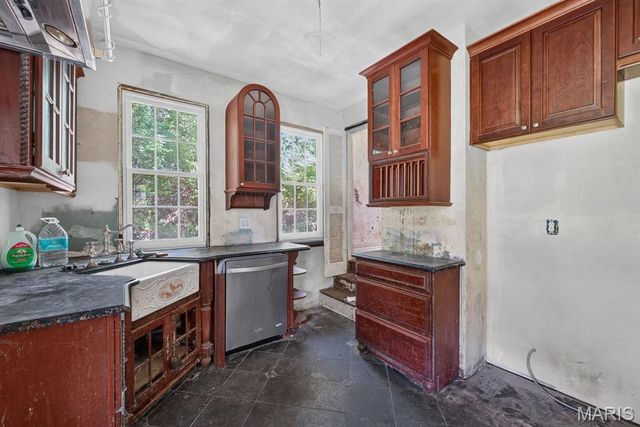345 Tiffin Avenue, Ferguson, MO 63135