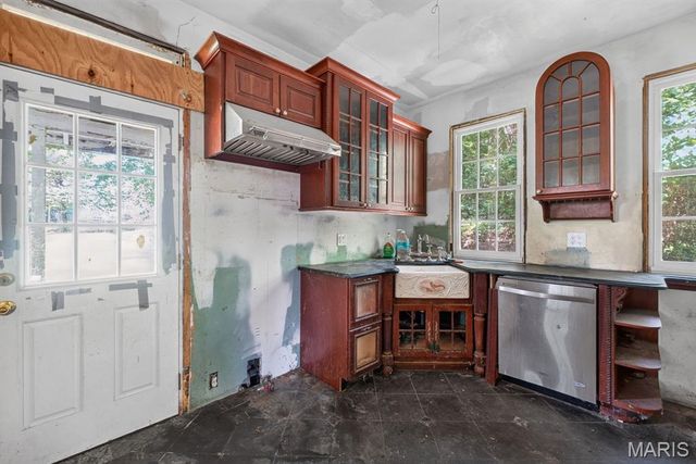 345 Tiffin Avenue, Ferguson, MO 63135