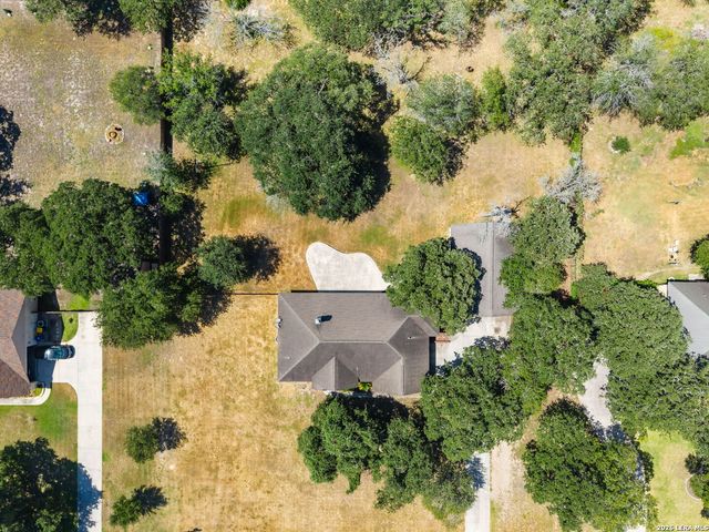 112 LEGACY TRCE, La Vernia, TX 78121