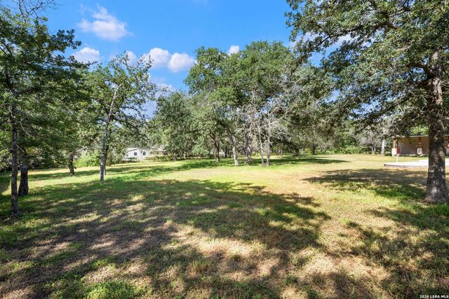 112 LEGACY TRCE, La Vernia, TX 78121
