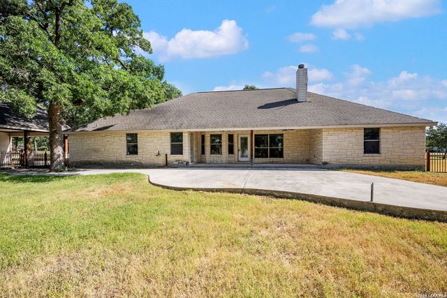 112 LEGACY TRCE, La Vernia, TX 78121