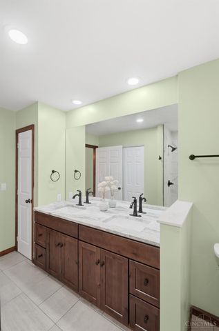 2043 Greenpine Drive, Springfield Twp., OH 45231