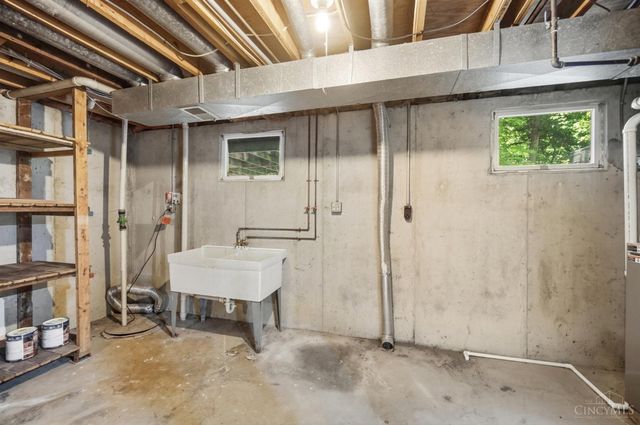 2043 Greenpine Drive, Springfield Twp., OH 45231
