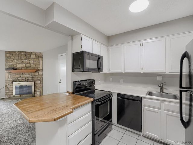 429 Wright St 106, Denver, CO 80228