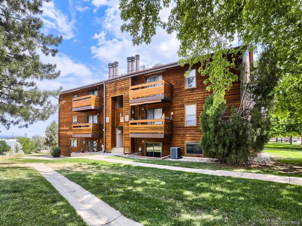 429 Wright St 106, Denver, CO 80228