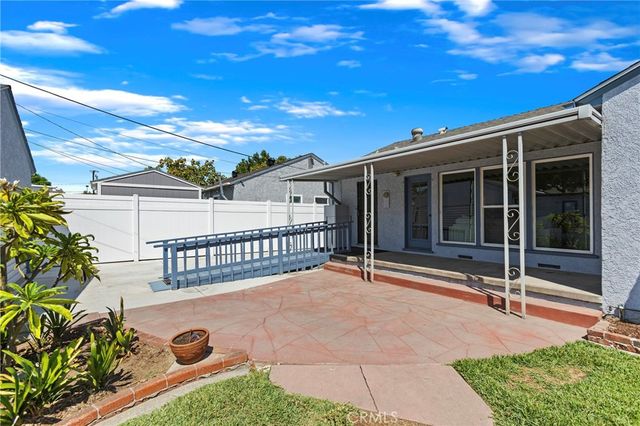 2842 Silva Street, Lakewood, CA 90712