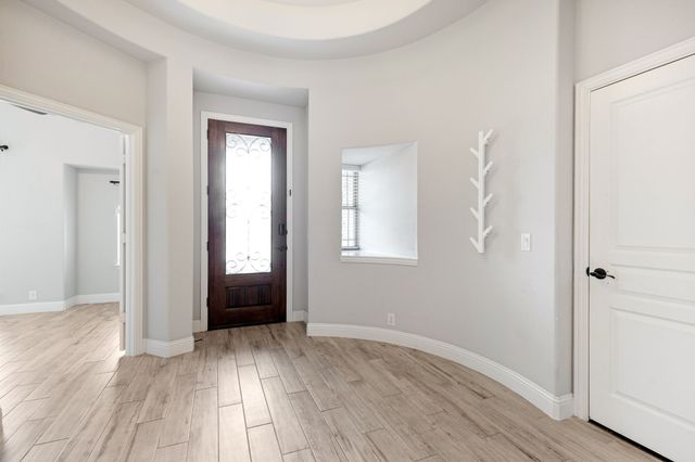 1808 Isabella Court, Glenn Heights, TX 75154