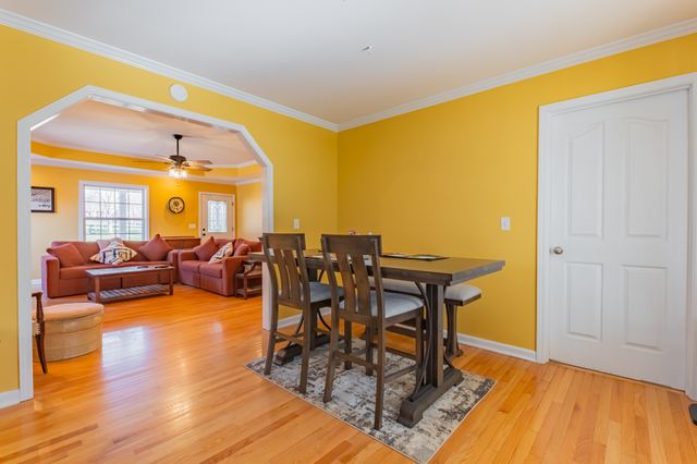 267 Belmont Rd, Manchester, TN 37355