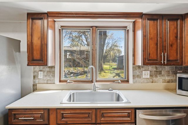 10501 Fillmore Street NE, Blaine, MN 55434