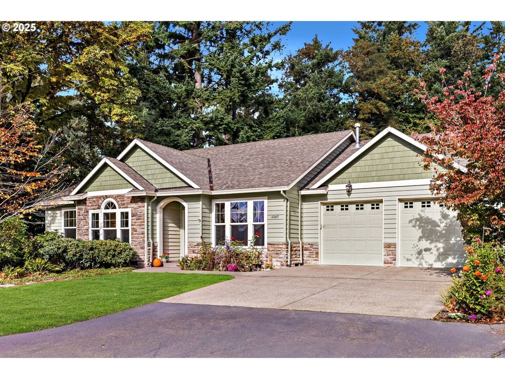 6045 Sw HAINES St, Portland, OR 97219