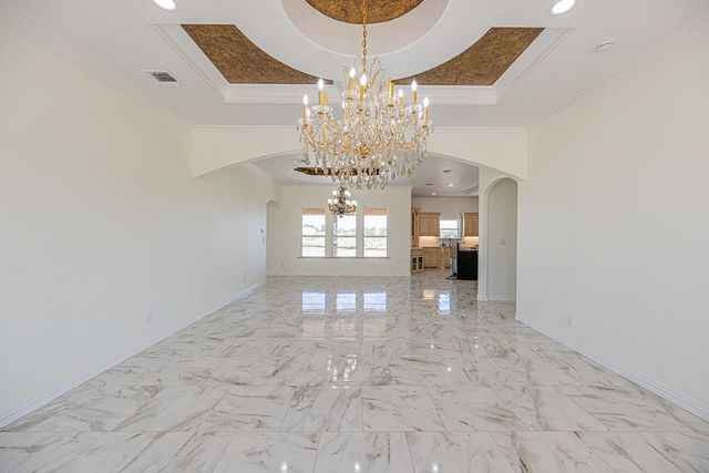 519 E County Rd 138, Midland, TX 79706