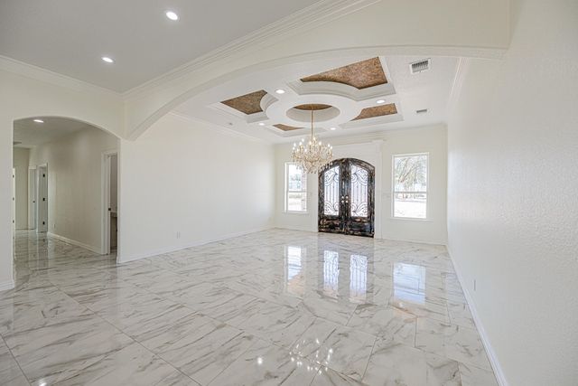 519 E County Rd 138, Midland, TX 79706