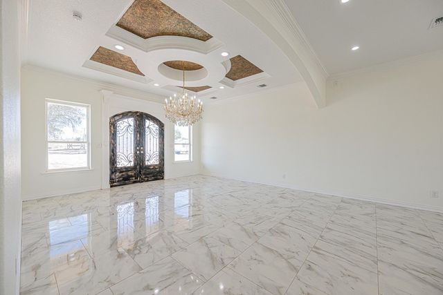 519 E County Rd 138, Midland, TX 79706