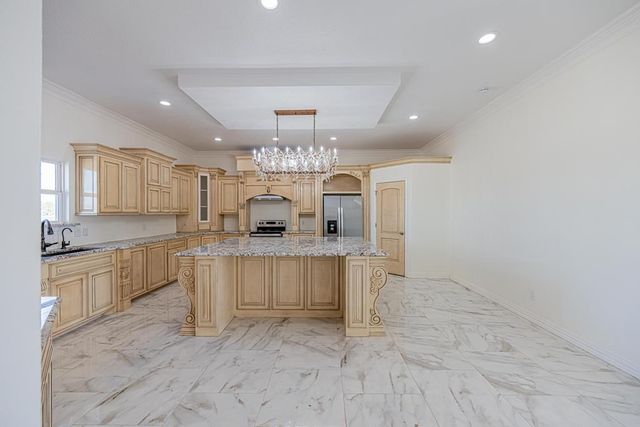 519 E County Rd 138, Midland, TX 79706