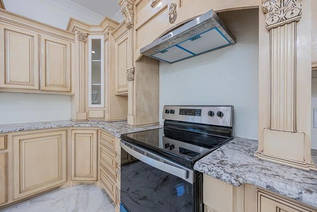 519 E County Rd 138, Midland, TX 79706