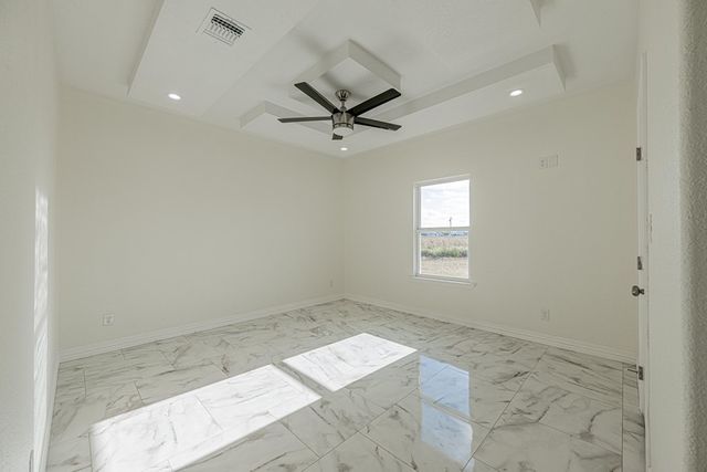 519 E County Rd 138, Midland, TX 79706