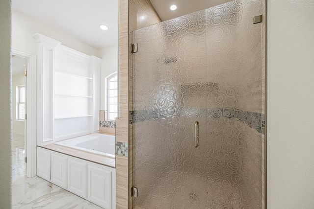 519 E County Rd 138, Midland, TX 79706