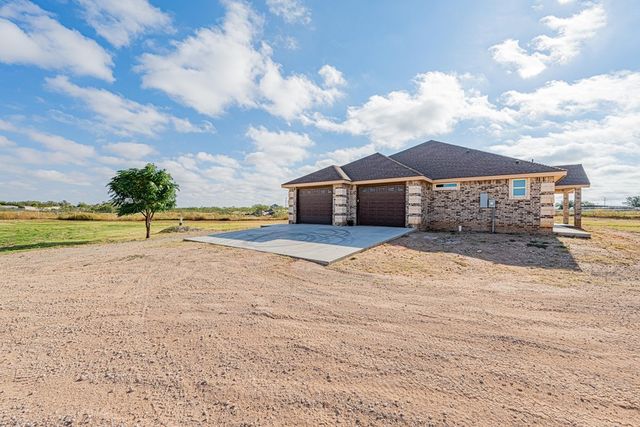 519 E County Rd 138, Midland, TX 79706