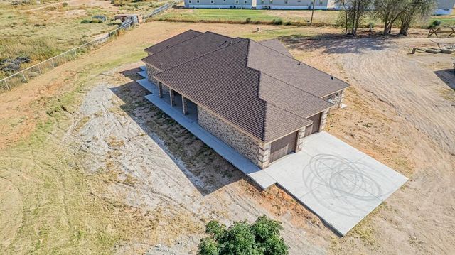 519 E County Rd 138, Midland, TX 79706