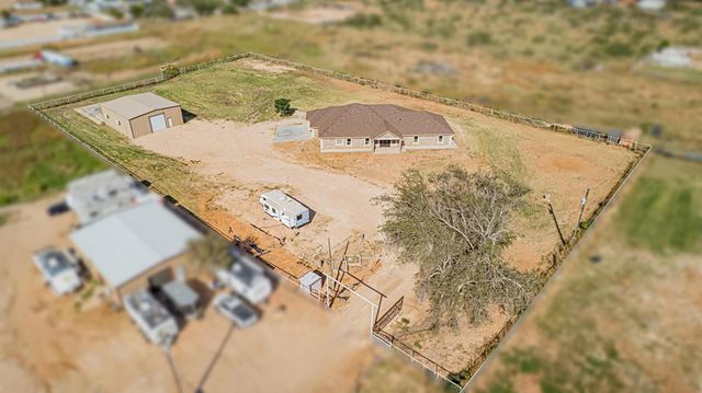 519 E County Rd 138, Midland, TX 79706