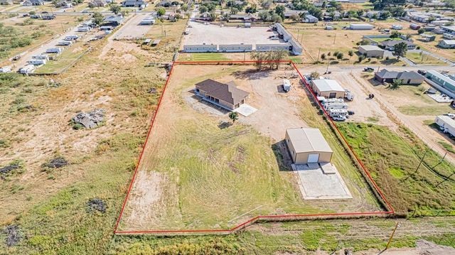 519 E County Rd 138, Midland, TX 79706