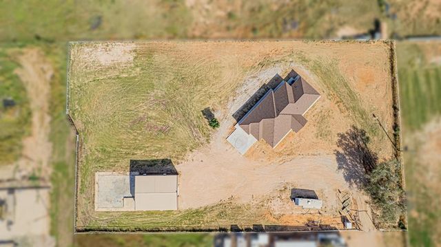 519 E County Rd 138, Midland, TX 79706