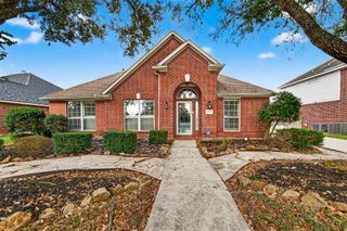 2603 Pebble Creek Drive, Pearland, TX 77581