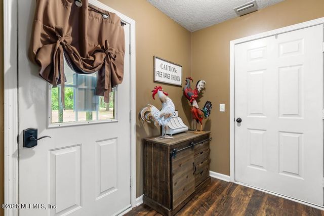 28317 PIKE Road, Hilliard, FL 32046