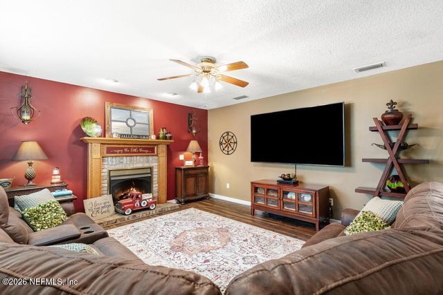 28317 PIKE Road, Hilliard, FL 32046