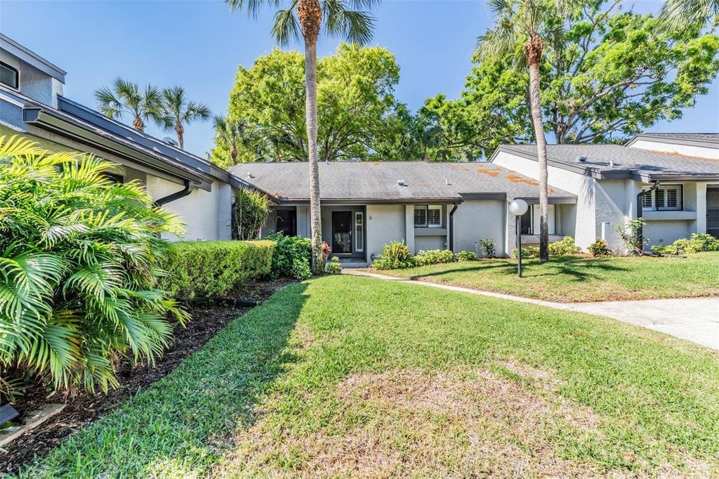 90 S HIGHLAND AVENUE 6, Tarpon Springs, FL 34689