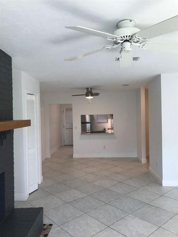 156 Locke St Apt C, Tallahassee, FL 32303