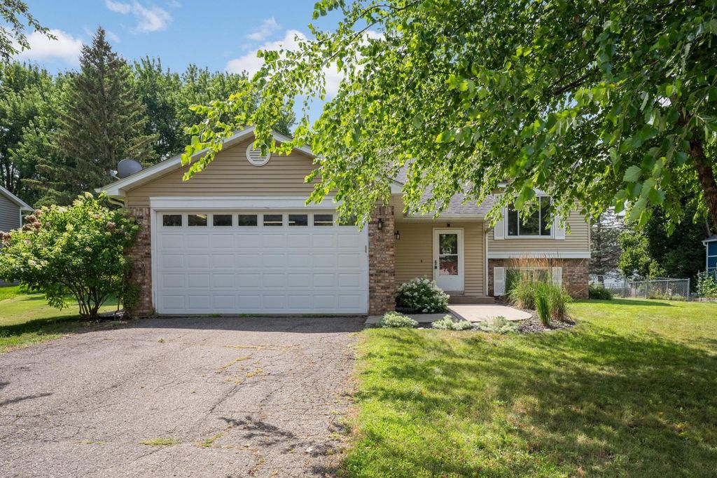 4089 Pennsylvania Avenue, Eagan, MN 55123 — photo 2