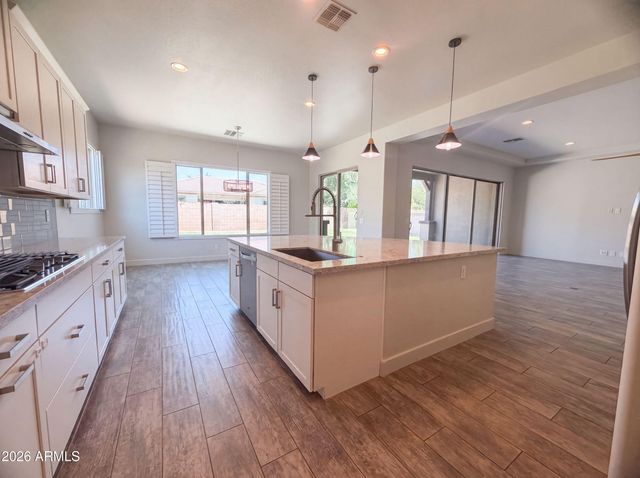 7552 E PERALTA Avenue, Mesa, AZ 85212