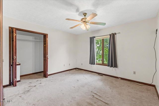 227 Kinchloe Mill Road, Jonesborough, TN 37659