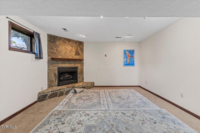227 Kinchloe Mill Road, Jonesborough, TN 37659