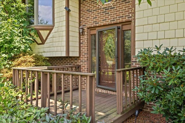 227 Kinchloe Mill Road, Jonesborough, TN 37659