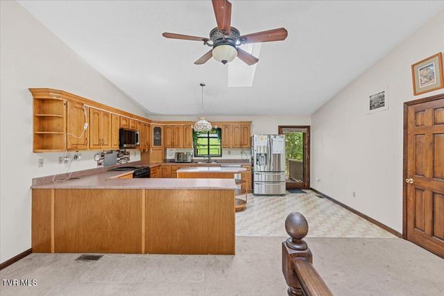 227 Kinchloe Mill Road, Jonesborough, TN 37659