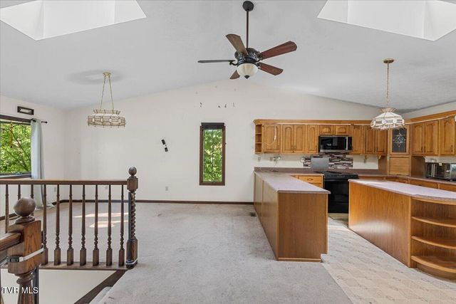 227 Kinchloe Mill Road, Jonesborough, TN 37659