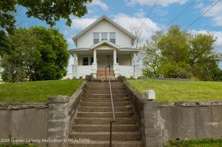 929 Dakin Street, Lansing, MI 48912