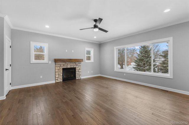 1151 Brendan Bay Drive, Grand Blanc, MI 48439