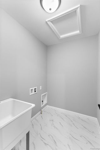 1151 Brendan Bay Drive, Grand Blanc, MI 48439