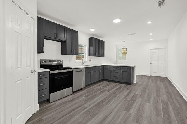 3004 Wayne Street, Houston, TX 77026