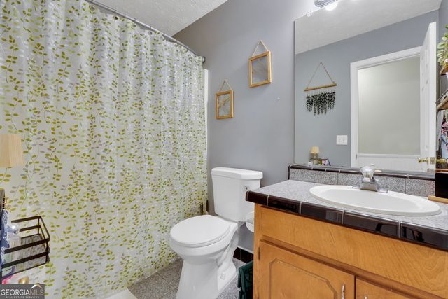 95 Five Oaks Drive, Covington, GA 30014