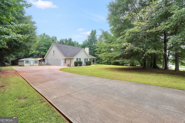 95 Five Oaks Drive, Covington, GA 30014