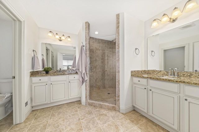 1311 Prairie Creek BOULEVARD, Oconomowoc, WI 53066