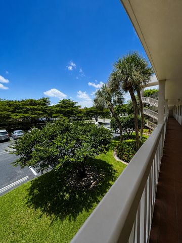 1901 Bermuda Circle F2, Coconut Creek, FL 33066